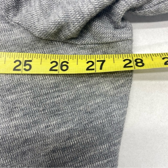 Gray Long Sleeve V-Neck Top - Picture 10 of 10